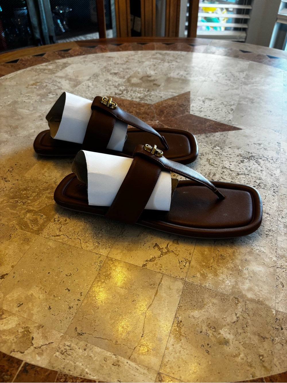 Marc Jacobs Brown Leather Logo Thong Sandals Size 40 - Picture 4 of 7